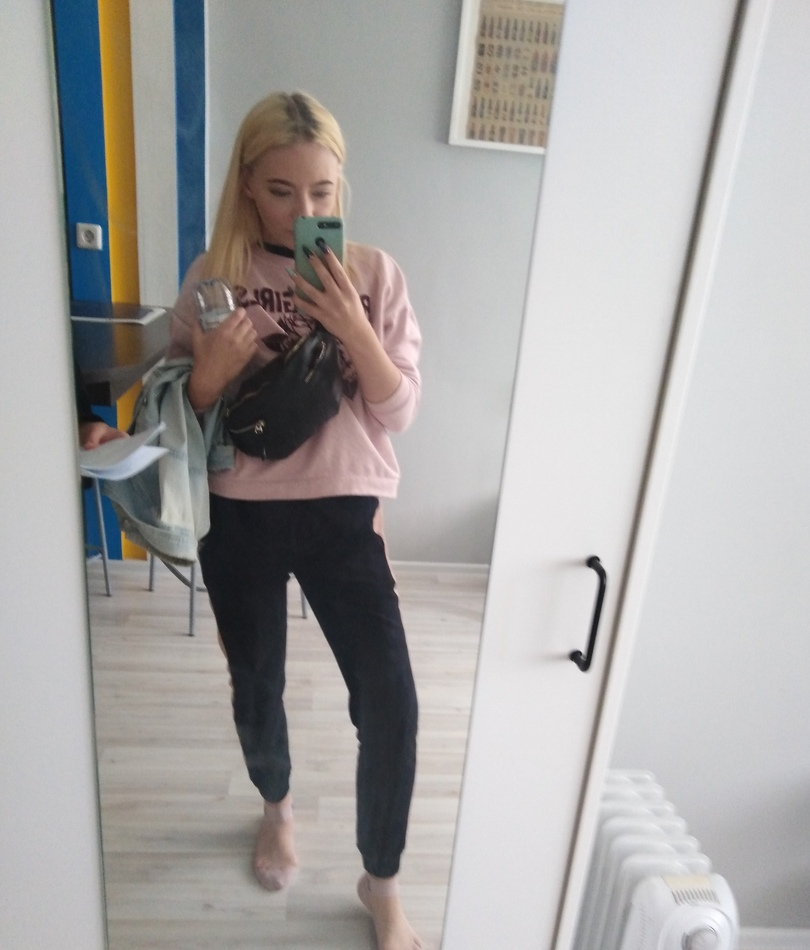 Рита привлекальеная девушка из Снежного цена от 3000 руб