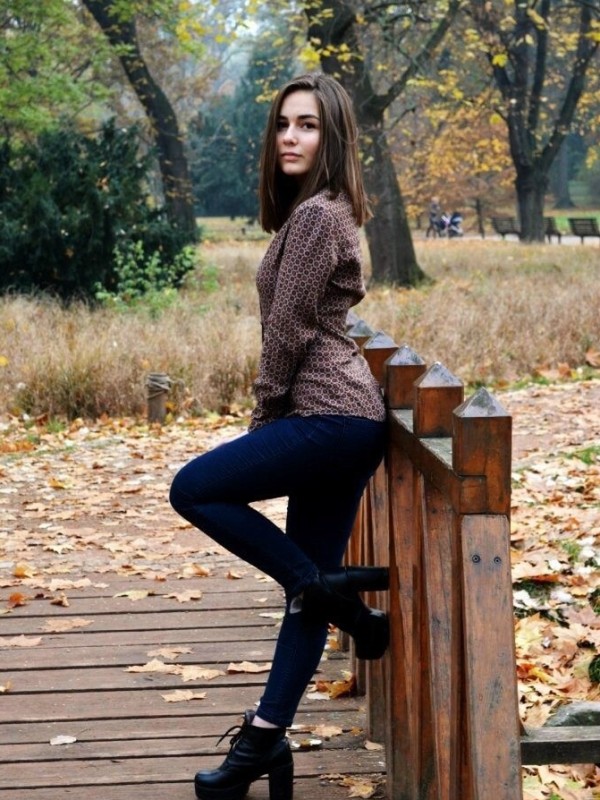 Карина привлекательная девушка из Снежного цена от 3500 руб