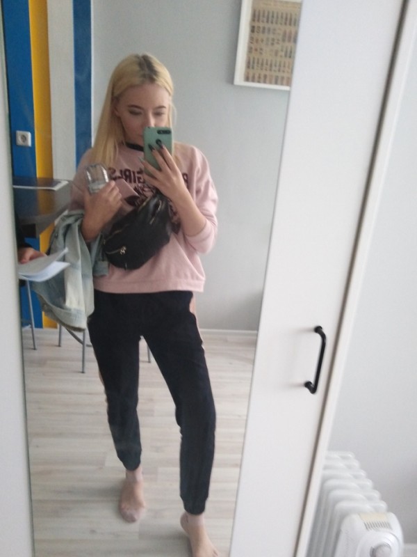 Рита привлекательная девушка из Снежного цена от 3000 руб