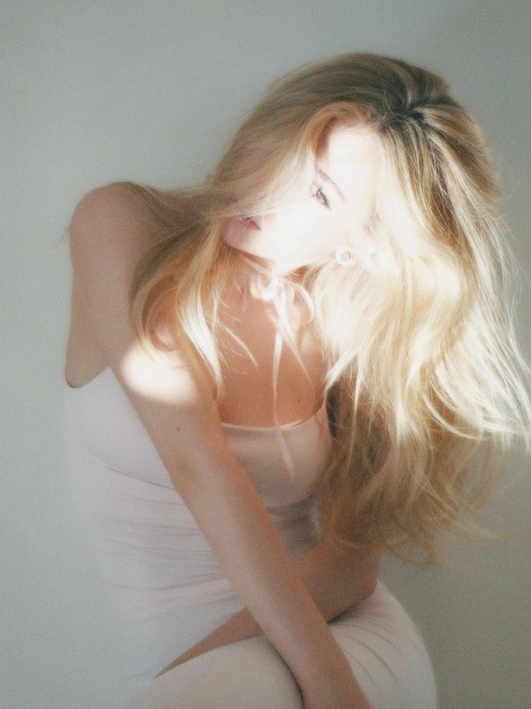 Влада привлекательная девушка из Снежного цена от 7000 руб